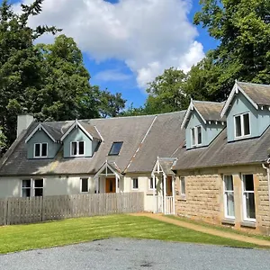 Holiday home Estate At Carberry Tower, Edinburgh