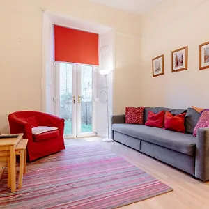 Apartment Delightful Ground Floor Newington Flat, Edinburgh